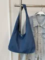 Sac à épaule hobo en denim bleu foncé avec large bandoulière et fermoir aimanté - Bleu foncé
