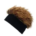 Dettaglio di un berretto in maglia hip-hop con parrucca di capelli sintetici marroni soffici - S (54-56cm) / Nero e Marrone