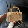 Bolso de paja beige con asa de bambú natural y correa de hombro de cuero marrón - Caqui