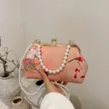Borsa ricamata rosa in stile retrò con fiori e doppia tracolla di perle - Motivo Fiori e Uccelli Rosa (Stile 2)