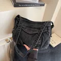 Vintage Denim Tote Tasche in Dunkelgrau mit stilvoller Stickerei und breitem Schultergurt - Schwarz