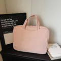 Housse rose matelassée pour ordinateur 14 pouces avec doubles poignées au style minimaliste - Rose