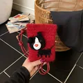 Schattige donkerrode handgebreide hond patroon schoudertas met zachte gehaakte textuur - Rood