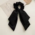Elegante elastico per capelli in raso nero con fiocco a pois bianchi per acconciature - Stile Spliced a Pois Neri