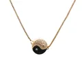 Goldene Halskette mit Tai-Chi-Yin-Yang-Anhänger, schwarzer Emaille und funkelnden Zirkonia - Tai Chi Yin Yang Zweifarbiger Stil