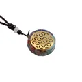 Détail du pendentif arbre de vie avec pierres colorées et collier en corde tressée - Style Fleur de Vie en Pierres des Sept Chakras (NSN0289)