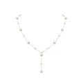 Elegant Y-shaped necklace with gold chain and alternating white pearls in a long style - White