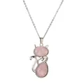 Collana con ciondolo gatto in cristallo rosa e catena argento su sfondo bianco - Stile Quarzo Rosa (NSN0145)