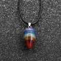 Pendentif chakra multicolore en forme de goutte sur cordon en cuir noir tressé - Style Forme de Goutte d'Eau (NSN0061) / Corde Tressée Noire