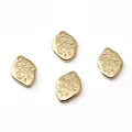 Set of 4 gold-plated organic-shaped pendants with elephant and heart relief patterns - Elephant Heart Oval Tag (FGT671)
