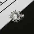 Pince à cheveux bec de canard argentée à base ronde évidée pour bijoux DIY vintage - Pince Bec de Canard Tournesol Blanc K 12mm / 1pc/paquet