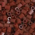 Steenrode 2,6 mm acryl strijkkralen voor DIY-knutselen en handgemaakte pixelkunst - 10g/Verpakking (ca. 1000 stuks) / Roodbruin (F11)