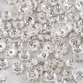 Flache silberne Zwischenperlen mit weißen Kristallen für DIY-Schmuckherstellung - Silbernes Rad Stil (BJA065) / 50 Stück/Packung (Durchmesser 6mm) / Galvanisiert Silber Mit Weißem Strass