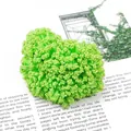 Cuore di fiore artificiale verde con piccoli grappoli di bacche per fai-da-te e accessori - Nucleo del Fiore a Grappolo Sferico Verde