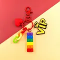 Regenbogen-Block Schlüsselanhänger mit Herz, VIP-Anhänger und Acrylkette - Roter Herz VIP Stil (3082-3)