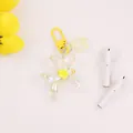 Dettaglio portachiavi a forma di cane palloncino traslucido con ciondolo a stella - Giallo (yc5227-4)