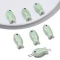 Perline di pesce in ceramica verde chiaro smaltate per la creazione di gioielli fai-da-te - 2 Pezzi/Confezione (10x19mm) / Verde chiaro