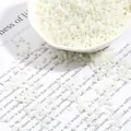 Bulk iridescent white cream glass seed beads for DIY jewelry and bracelet crafting - 2mm 15g Pack Approx 1000 Count / Pearl White