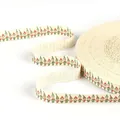 Ruban en coton crème avec motifs de gnomes de Noël pour loisirs créatifs et décoration - Gnomes de Noël (#26)