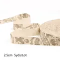 Ruban en coton de 2,5 cm au style vintage avec motifs de couture sur fond crème - Couture Vintage & Personnages (#50)
