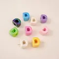Bunte irisierende Acryl-Buchstabe D Perlen für DIY Handyketten und Schmuckzubehör - Buchstabe D (BSD881) / 5 Stück/Packung (17x20mm) / Irisierende Mischfarben
