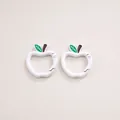 Set of two white apple-shaped alloy keychains with green leaves and spring gate - Apple / 28x30mm / White