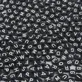 Schwarze Acryl-Buchstabenperlen mit weißen Buchstaben für DIY Armbänder und Schmuckzubehör - 4x7mm (Öffnung 1.5mm) 500g/Packung (ca. 3600 Stück) / Schwarze Basis Weißer Buchstabe Flache Perlen