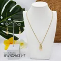 Elegantes Set aus goldener Muschelperlenkette und Ohrringen mit Golddrahtwicklung - Goldgelber Stil (HWNX9631-7)