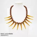 Détail du collier tribal perlé montrant la longueur 17,5+2 pouces et pendentifs ambrés - Pointe Ambre avec Perles en Bois Brun Foncé (HWNX9972)