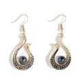 Bohemian gouden zeemeermin haak oorbellen met vintage patronen en donkere schelpparels - Hawaiiaanse Zeemeermin Stijl (HWX759)