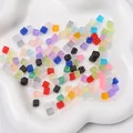 Mélange de perles cubes en verre dépoli de 5 mm en couleurs variées pour bijoux DIY - 5x5mm, Trou d'environ 1mm, 11g/Paquet, Environ 50 Pcs / Mélange Aléatoire
