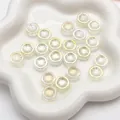 Durchscheinende irisierende weiße Aurora-Blütenperlen für DIY-Schmuck und Armbänder - Hawaii-Blume (BBD312) / 14x6mm (10 Stk./Packung) / Transparentes Gelb