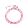 Rosa geflochtenes Armband mit silberner Verlängerungskette und Karabinerverschluss - Rosa Lederschnur