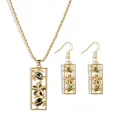 Parure de bijoux hawaïens dorés avec collier tortue en nacre et boucles d'oreilles frangipanier - Style Tortue de Mer Dorée (HWNX9593-1)