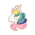 Pendentif licorne en émail coloré avec alliage doré et détails de crinière arc-en-ciel - Pendentif licorne en émail (27*20 mm) / 1 Pièce / Blocs de couleur