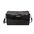 Bolso Boston cilíndrico negro brillante con acolchado y detalles de metal dorado - Negro