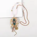 Long collier bohème avec perles roses, disque floral crème et pendentif à pompons - Perles Roses Pendentif Vert Foncé Style Gland (PLN8166)