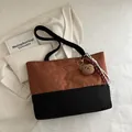 Brown and black bicolor tote bag with suede texture and teddy bear keychain - With Pendant / Brown