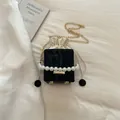 Schicke schwarze Cord-Box-Tasche mit Perlengriff und goldenem Kettenriemen - Schwarz