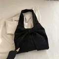 Black matte tote bag with oversized bow design and large capacity shoulder strap - No Pendant / Black