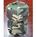 Vista superior de una gorra de béisbol de camuflaje con tela duradera y costuras reforzadas - M (56-58cm) / Camuflaje de Selva