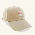 Berretto da baseball beige in stile giapponese con toppa numero 83 e cinturino regolabile - Adulto / Beige