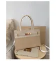 Bolso tote de mujer en cuero blanco roto y paja trenzada con herrajes dorados - Blanco