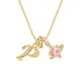 Collar dorado con gema de corazón rosa y colgante brillante de la letra P - Letra P
