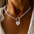 Collier chaîne argenté avec fermoir OT et pendentif cœur lettre A en acier - Couleur Acier Lettre A Pendentif Cœur (A)