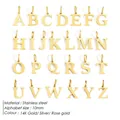 Detailoverzicht van 26 letterhangers van roestvrij staal in goud, zilver en roségoud - Goud - Gladde Stijl
