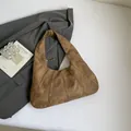 Vintage brown leather tote bag with radial stitching and high-capacity pleated design - Brown