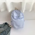 Mochila plegable azul claro de gran capacidad con bordado y cierre de cordón - Azul