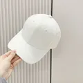 Chic jacquard baseball cap in ivory white with abstract texture and six-panel design - Adult, Adjustable / Off White