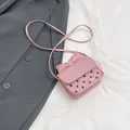Roze mini crossbody tas met zwarte polkadots en een schattige decoratieve strik - Roze